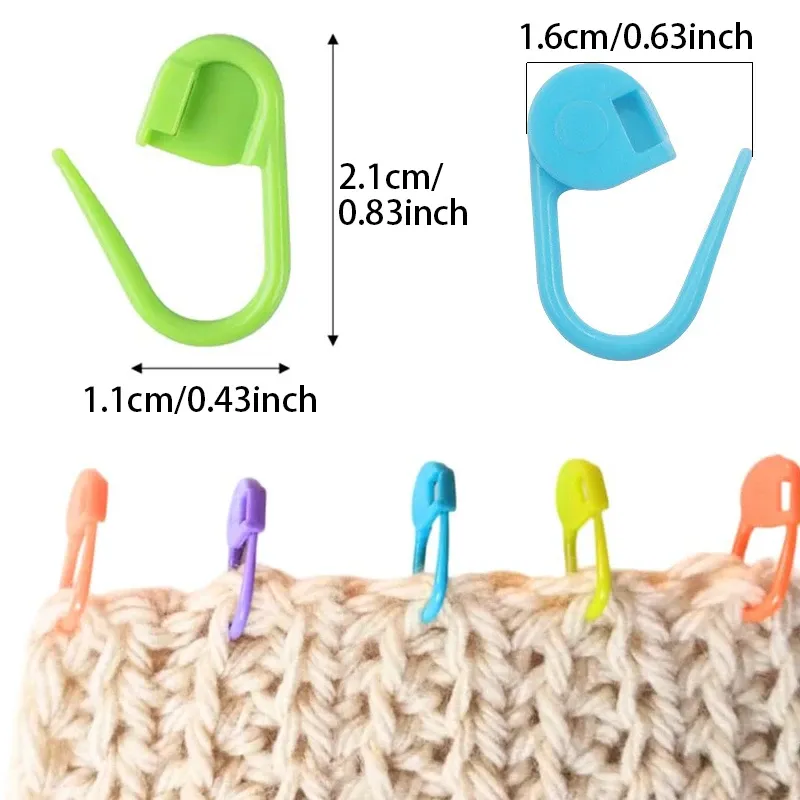 Supplier dimension diagram of the locking stitch markers showing 2.1 cm length and 1.1 cm width